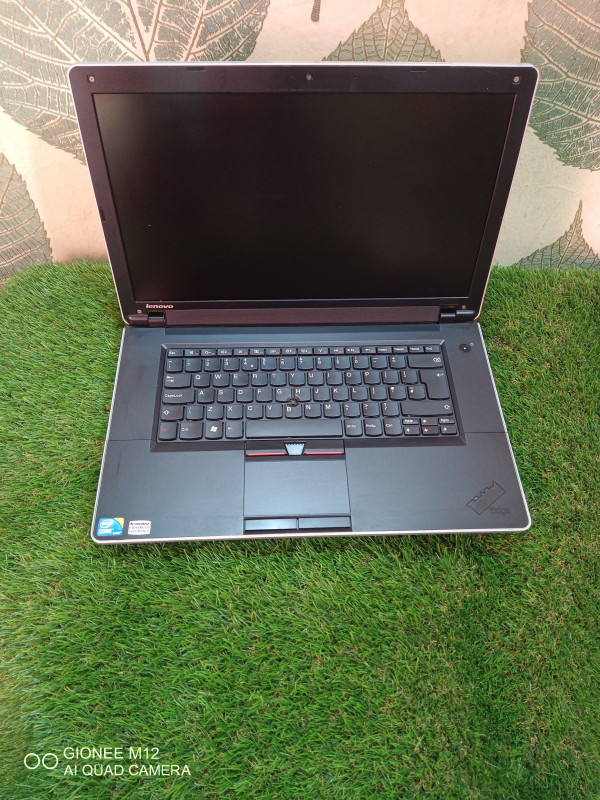 Lenovo Thinkpad– Intel Core i5 - 320GB HDD - 4GB RAM   – Non-Touchscreen