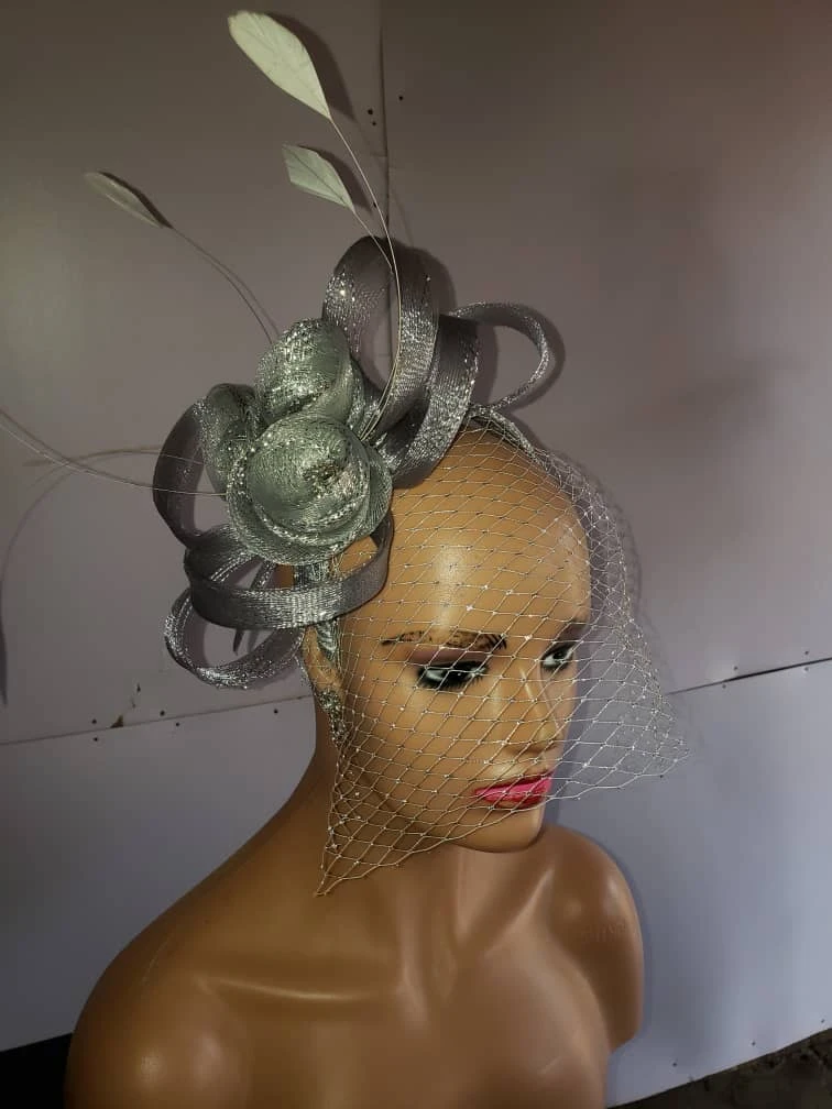 Elegant Silver Three Rosettes Aso-Oke Headband – Premium Event Hair Fascinator